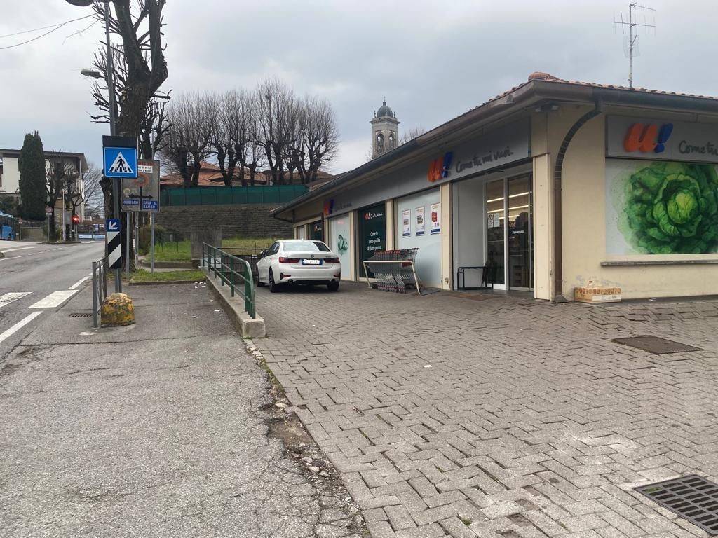 Supermercato/Minimarket in in vendita da privato a Galbiate via Lecco, 1