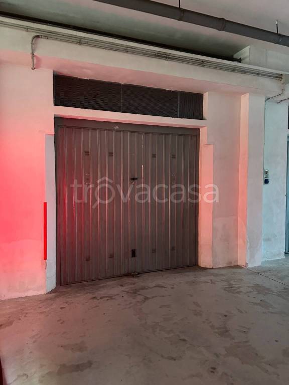 Garage in vendita a Cavallino piazza Oronzo Franzo Zaccaria