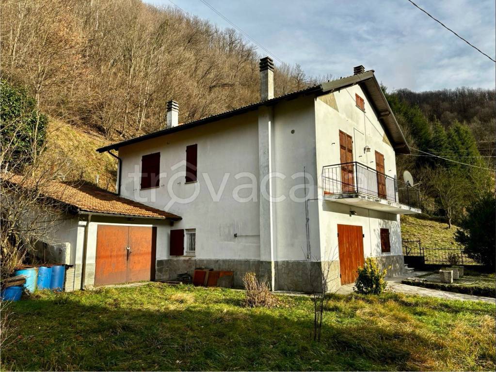 Villa in in vendita da privato a Fraconalto frazione Molini, 9