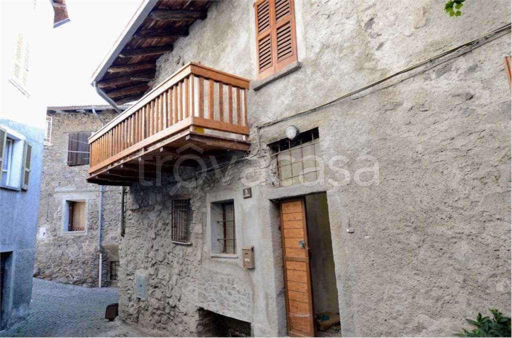 Casa Indipendente in vendita a Sellero via Castello, 5