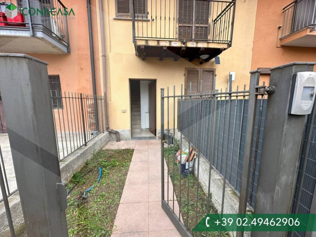 Appartamento in vendita a Vimercate via Generale Antonio Cantore, 1