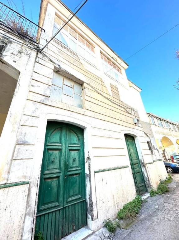Casa Indipendente in vendita a Scafati via Croce, 12
