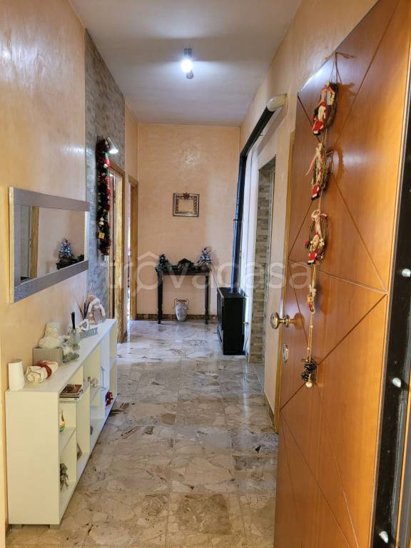 Appartamento in vendita a Guidonia Montecelio via Colle Nocello, 47