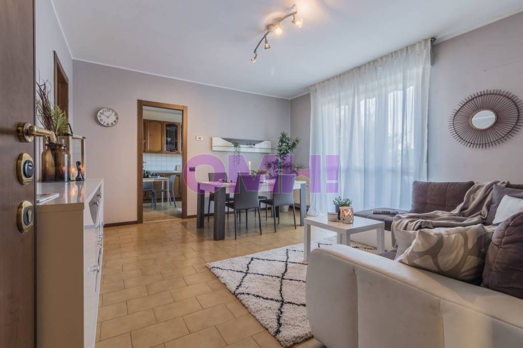 Appartamento in vendita a Ferno marconi, 19
