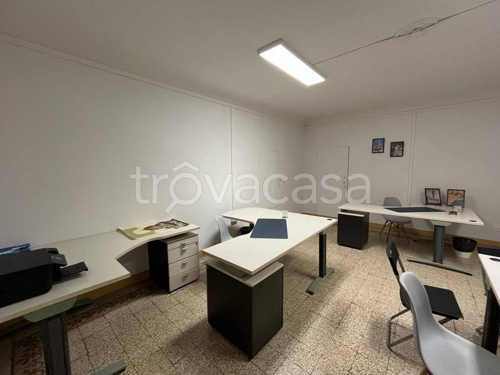 Ufficio in in affitto da privato a Firenze via Alessandro Manzoni, 2