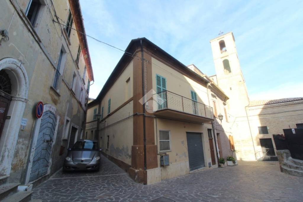 Appartamento in vendita a Pianella piazza Luigi Marchetti, 8