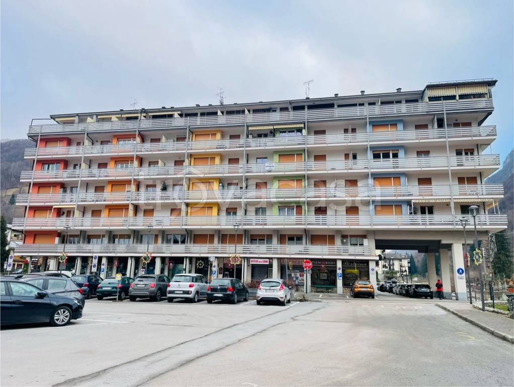 Appartamento in vendita a Vernante piazza Vermenagna, 7