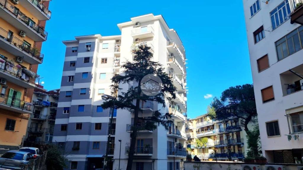 Appartamento in vendita a Napoli via Battistello Caracciolo, 16