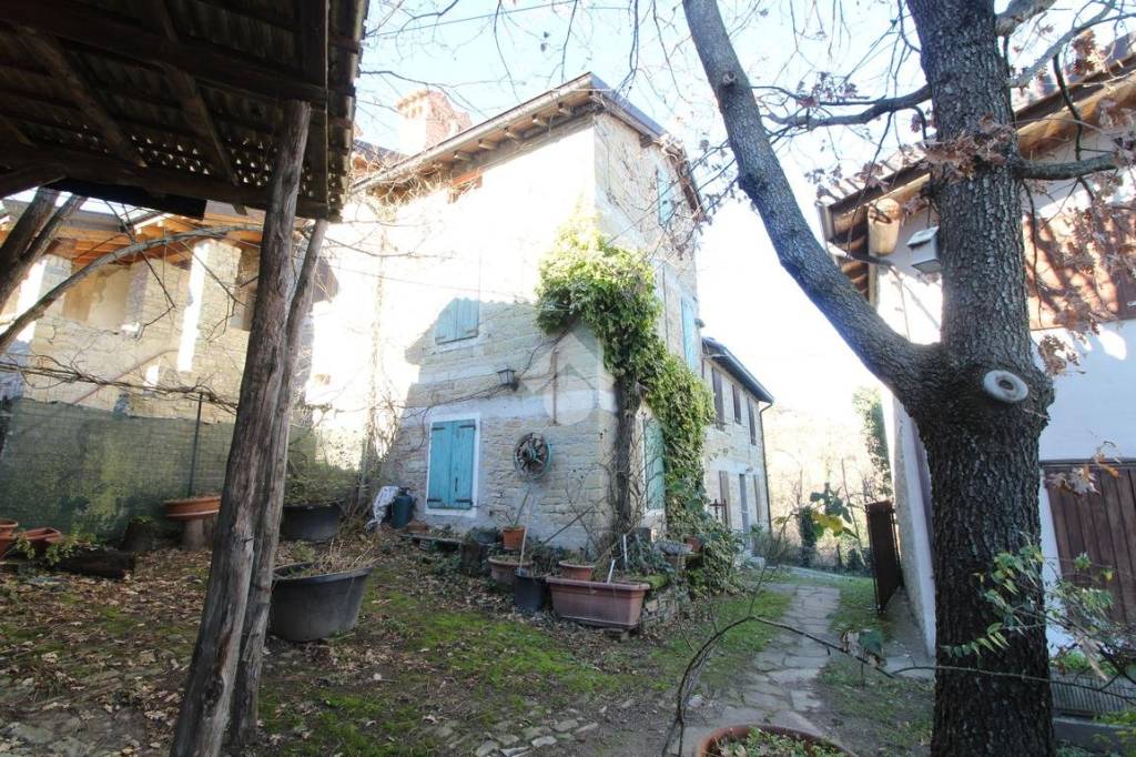 Casa Indipendente in vendita a Neviano degli Arduini case Della Fossa