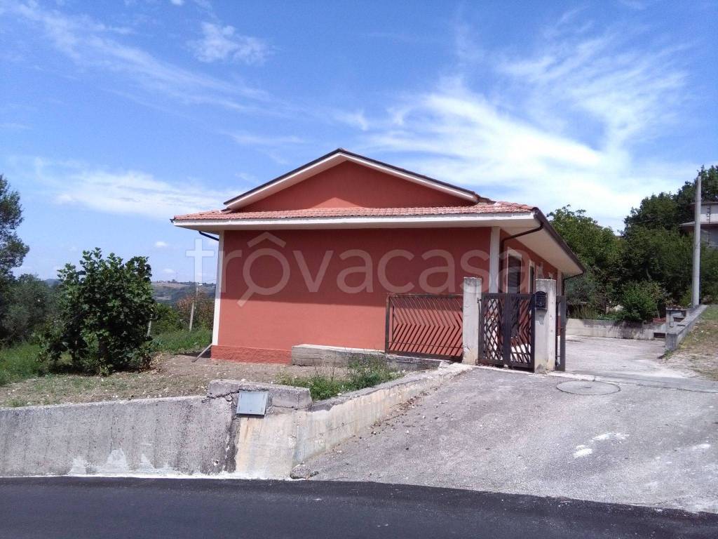 Villa Bifamiliare in in vendita da privato a Castelfranci via Vadantico, 2