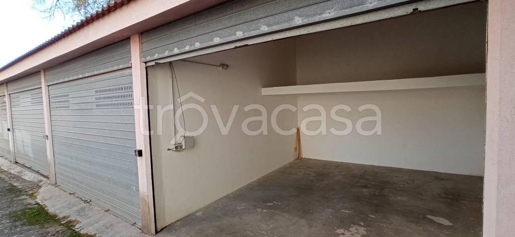 Garage in vendita a Ragusa via Ducezio, 25