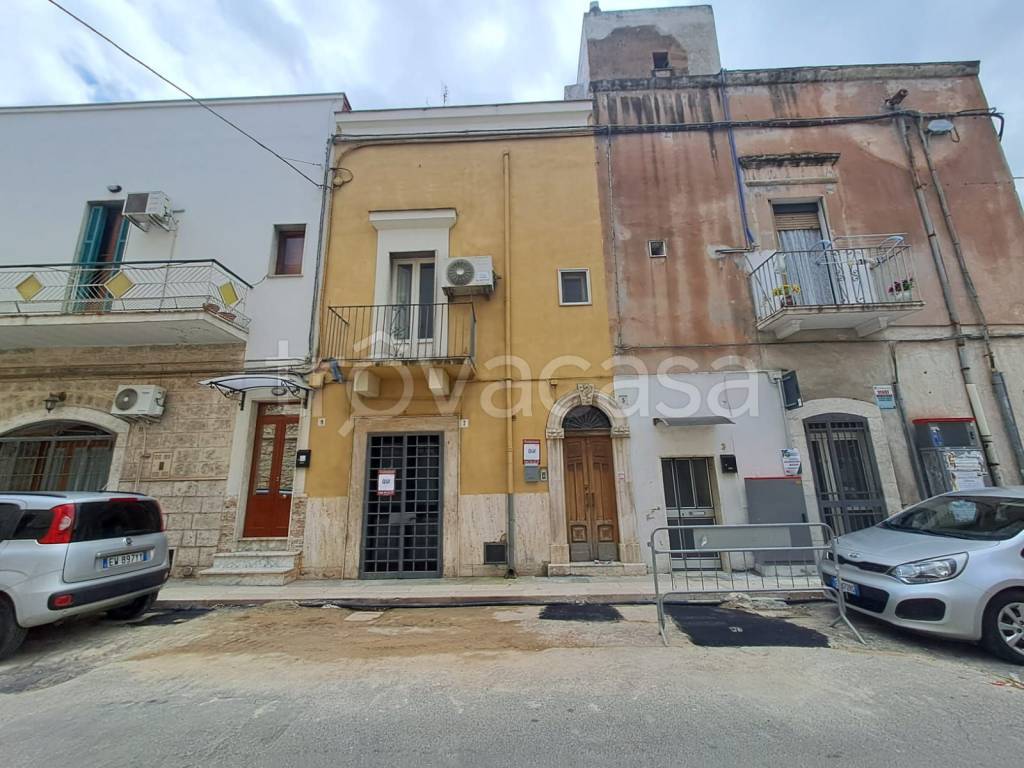 Casa Indipendente in vendita a Valenzano via Muraglie, 5