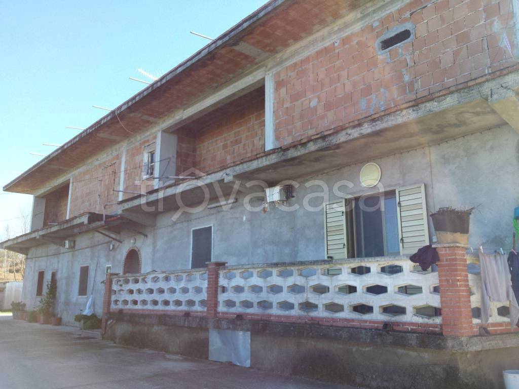 Villa Bifamiliare in in vendita da privato a Gerocarne contrada Castania, 2