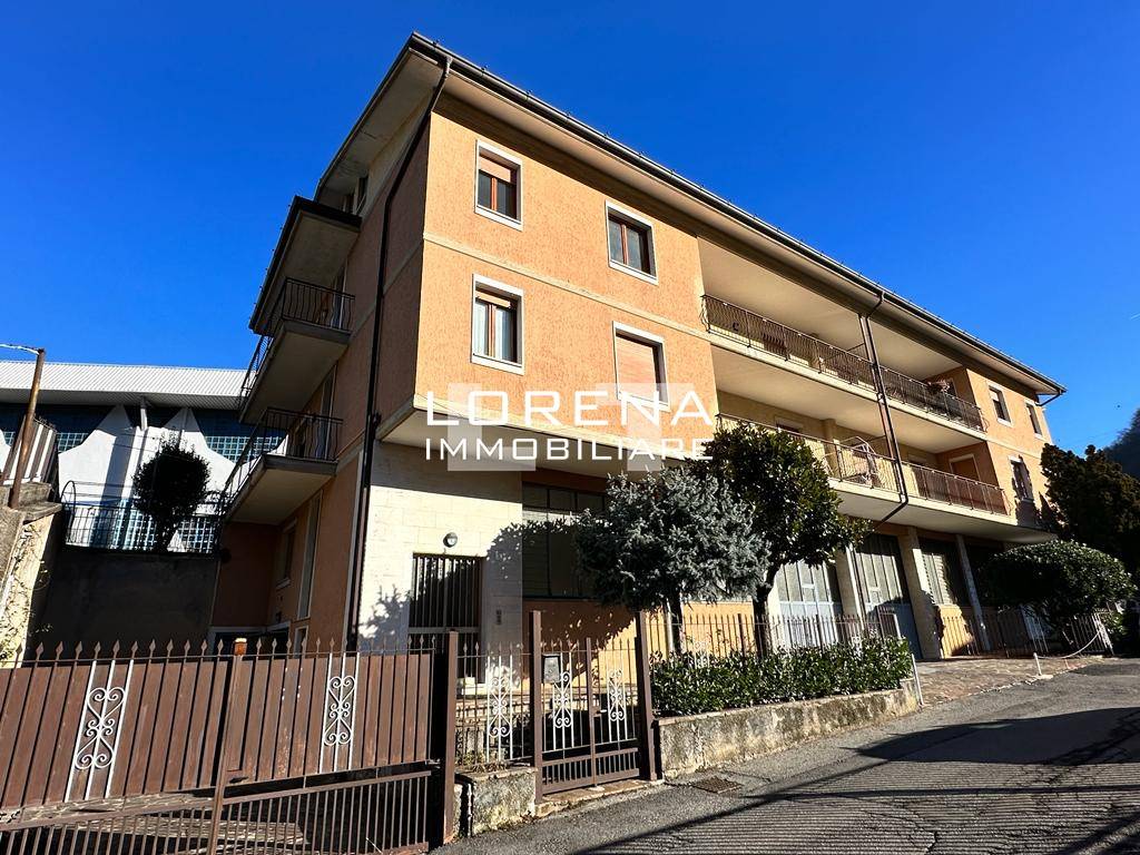 Appartamento in vendita a Lumezzane via Monsuello