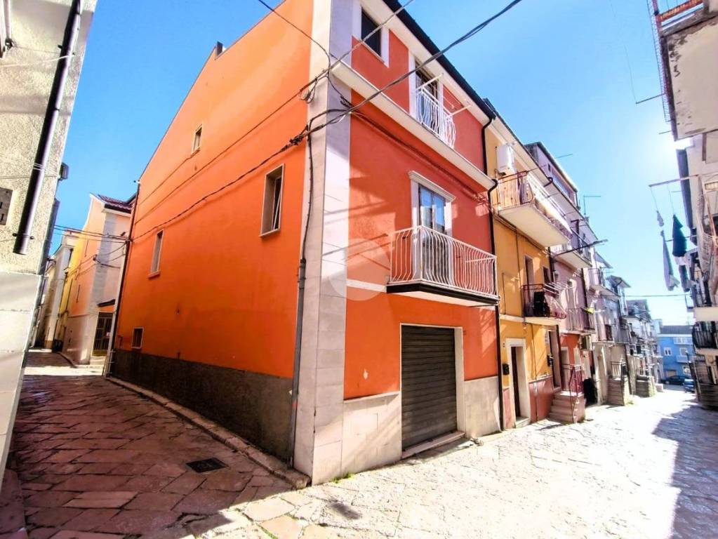Appartamento in vendita a San Giovanni Rotondo via Giovanni Fraticelli, 27