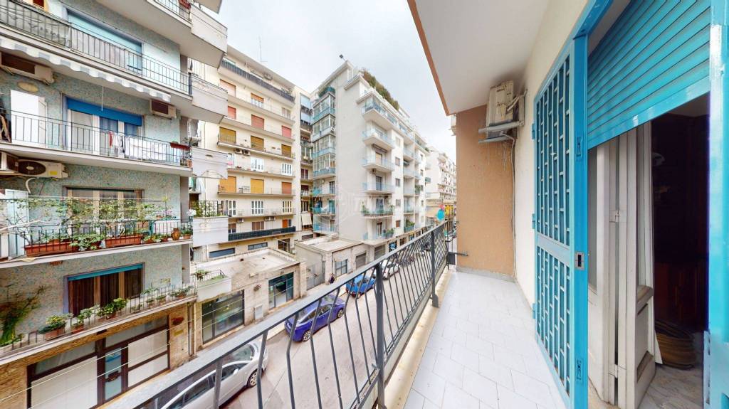 Appartamento in vendita a Bari via f.Lattanzio