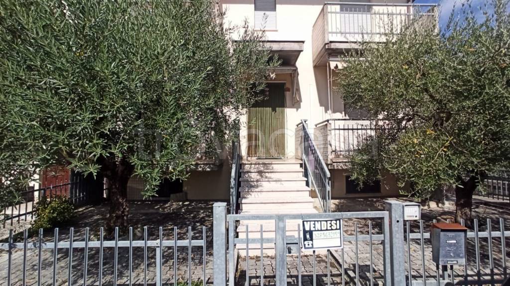 Appartamento in in vendita da privato a San Lorenzo in Campo via Marzabotto, 17