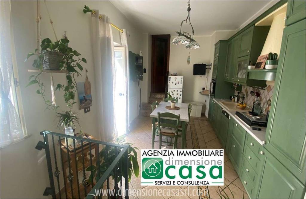 Appartamento in vendita a San Cataldo via f. Sicurella, 32