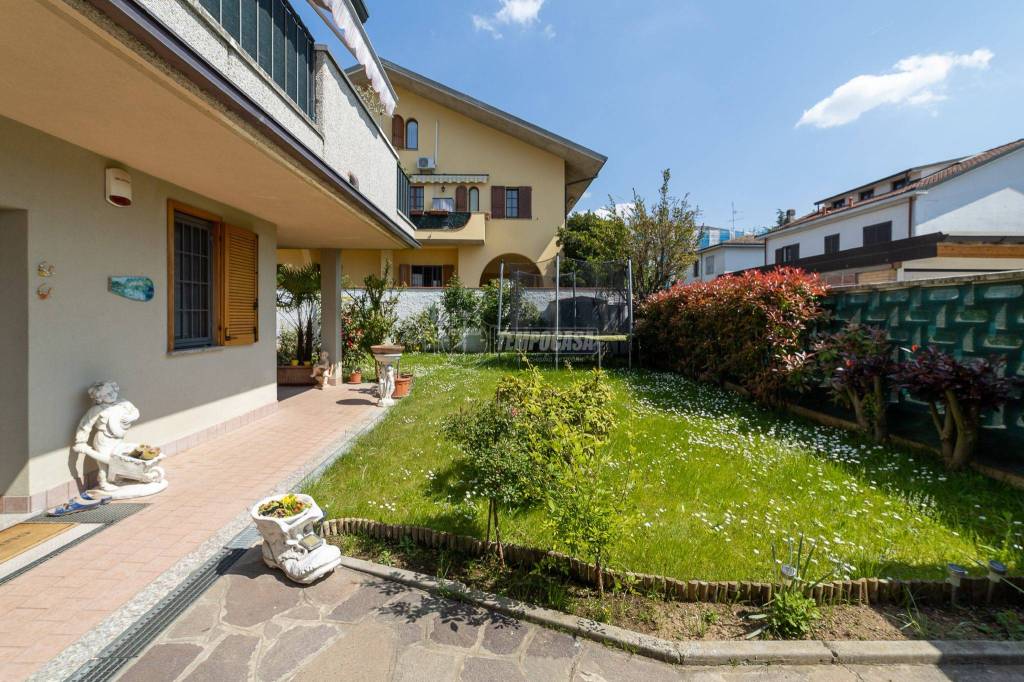 Appartamento in vendita a Cernusco sul Naviglio via Friuli