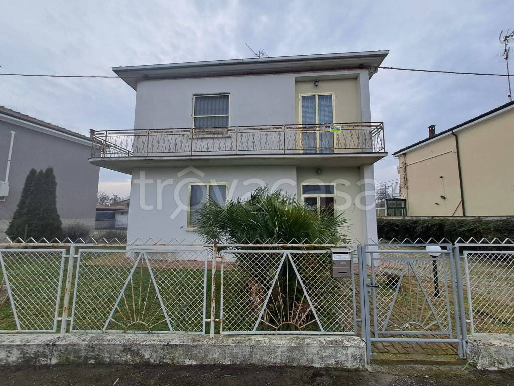 Villa in in vendita da privato a Ferrara via Bologna, 743