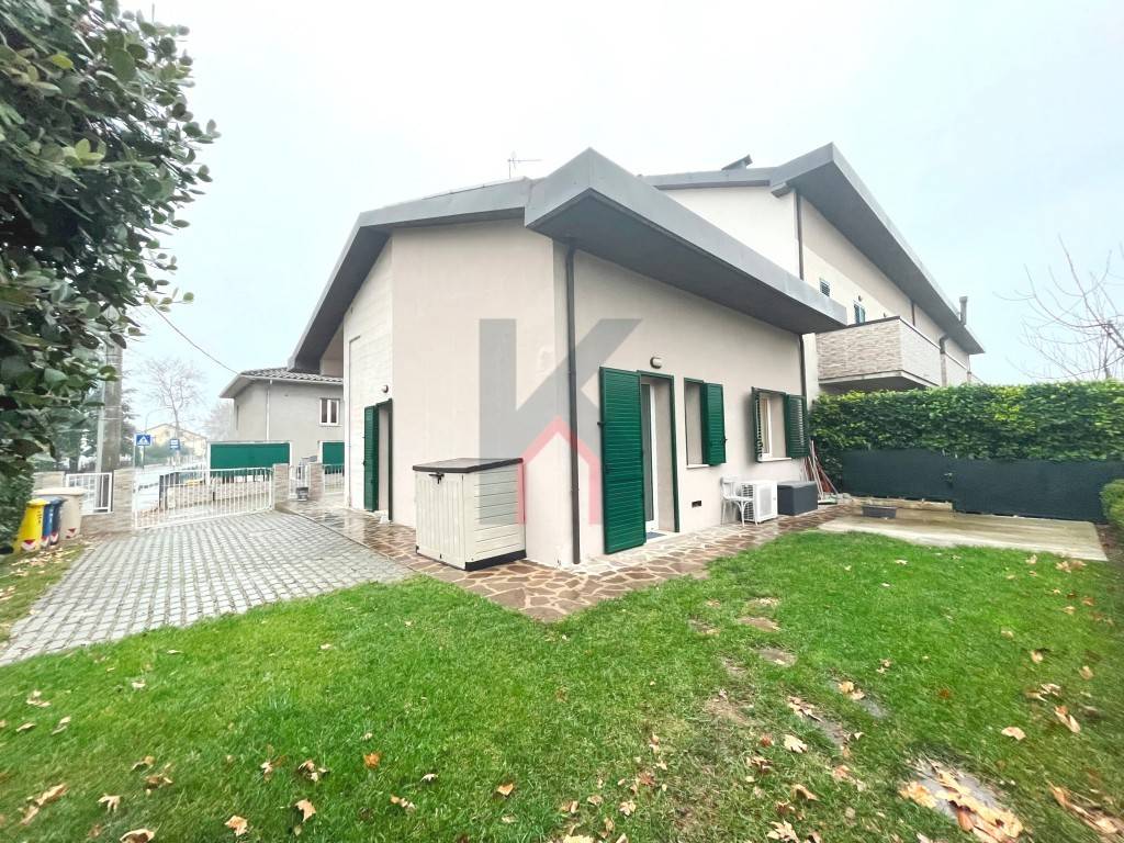Villa a Schiera in vendita a Forlì