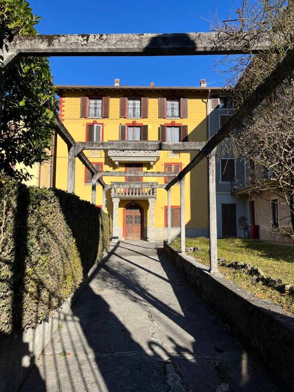 Appartamento in in vendita da privato a Rovetta via Andrea Fantoni, 58