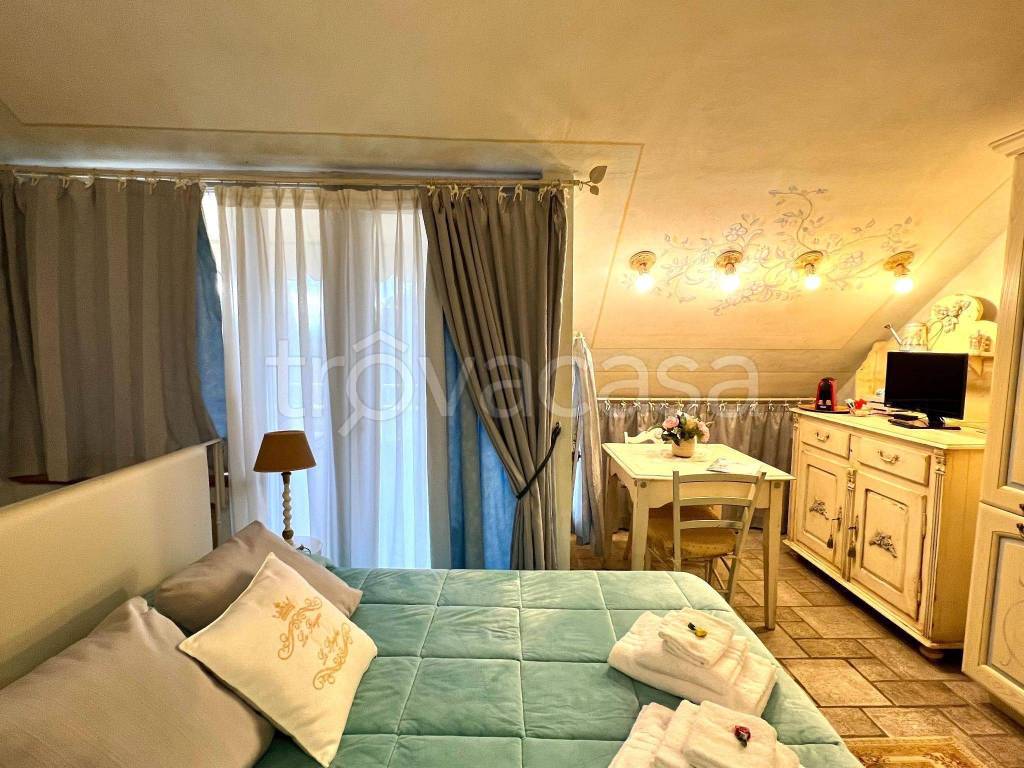 Appartamento in in affitto da privato a Prato via della Rugea, 11