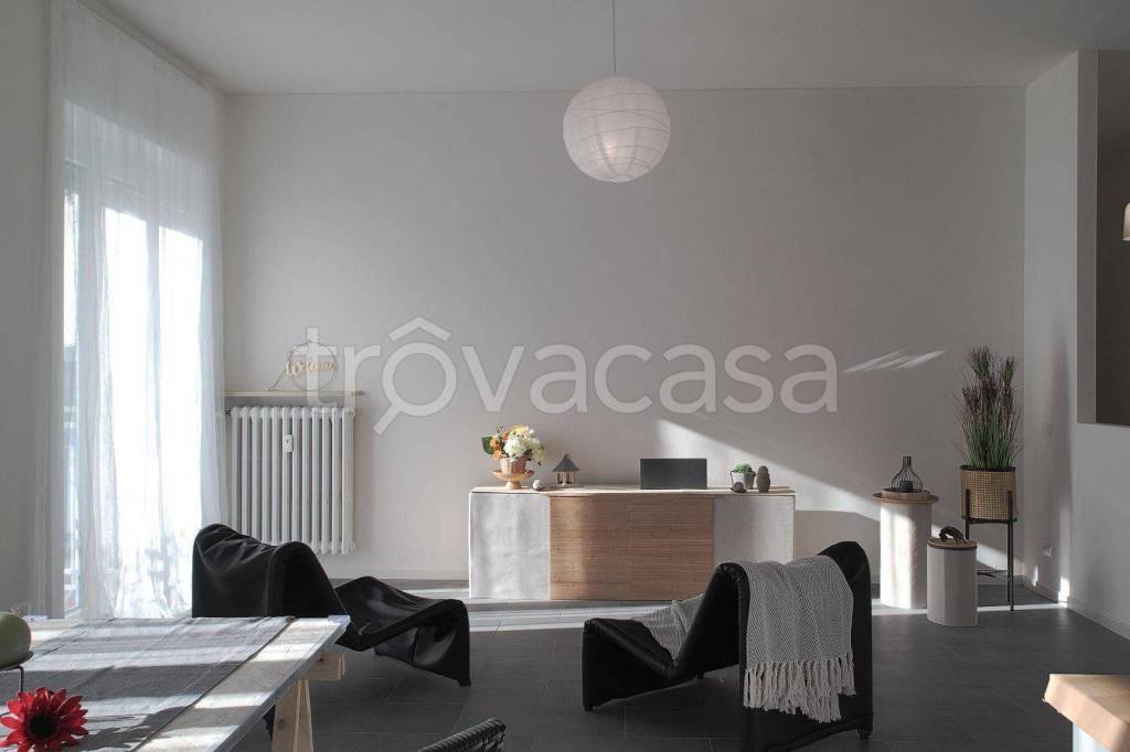 Appartamento in in vendita da privato a Gallarate via Torino, 31