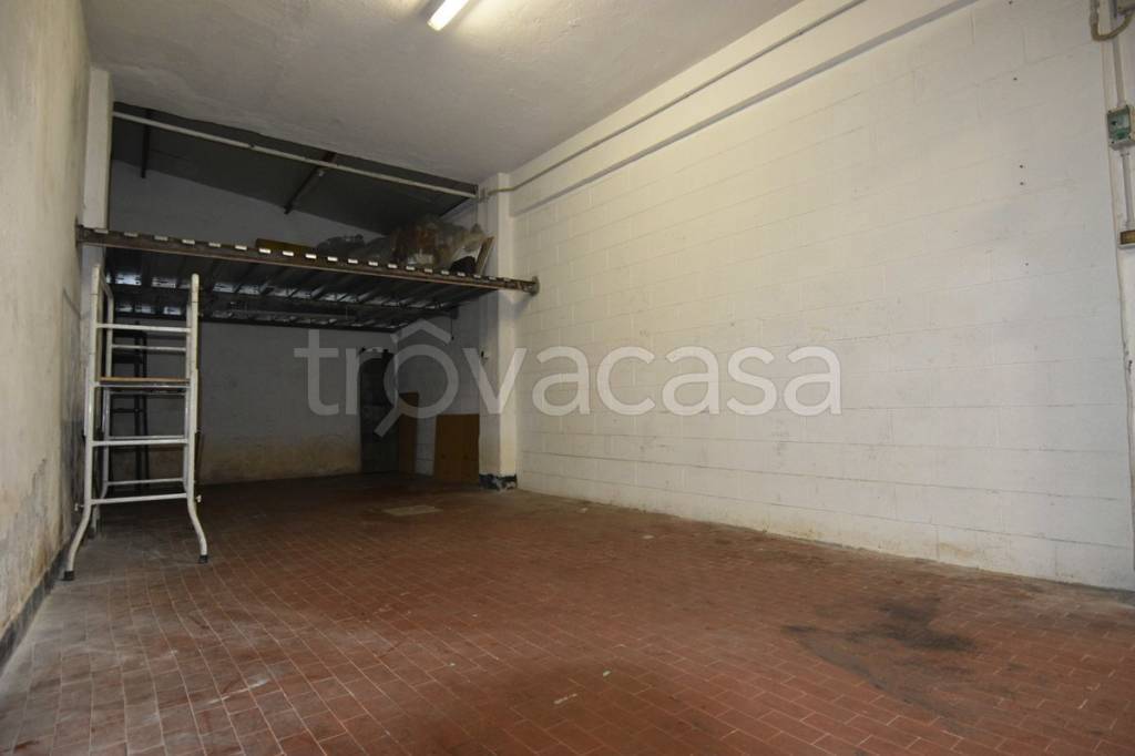 Garage in vendita a Genova via Pasquale Berghini, 9