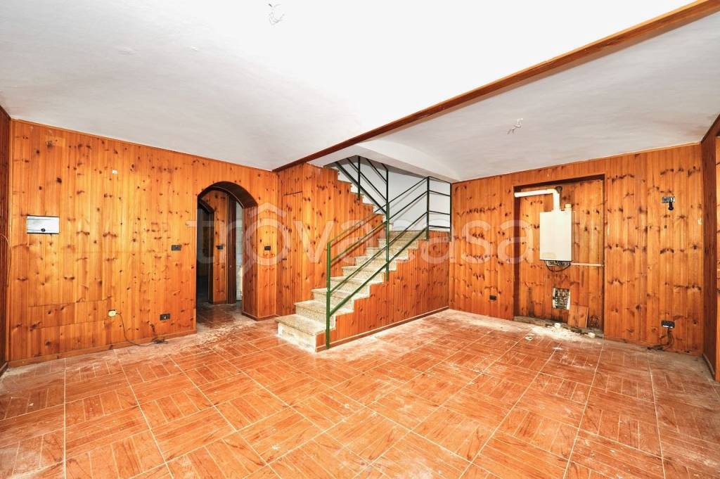 Appartamento in vendita a Giaveno via Calvettera, 28