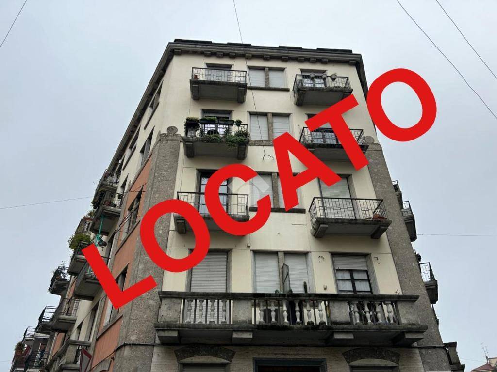 Appartamento in affitto a Milano piazza Carlo Donegani, 2
