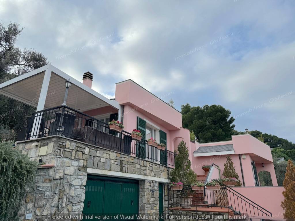 Villa in vendita a Laigueglia via Punta Tacuara