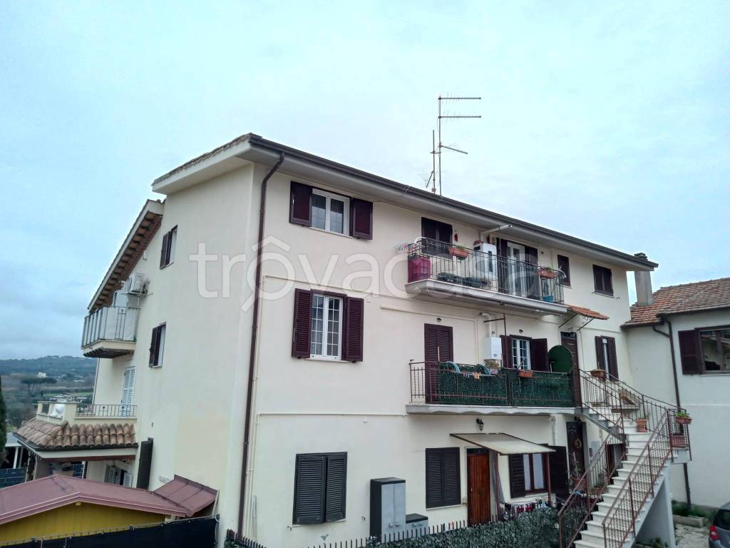 Appartamento in vendita a Marino vicolo Santo Spirito