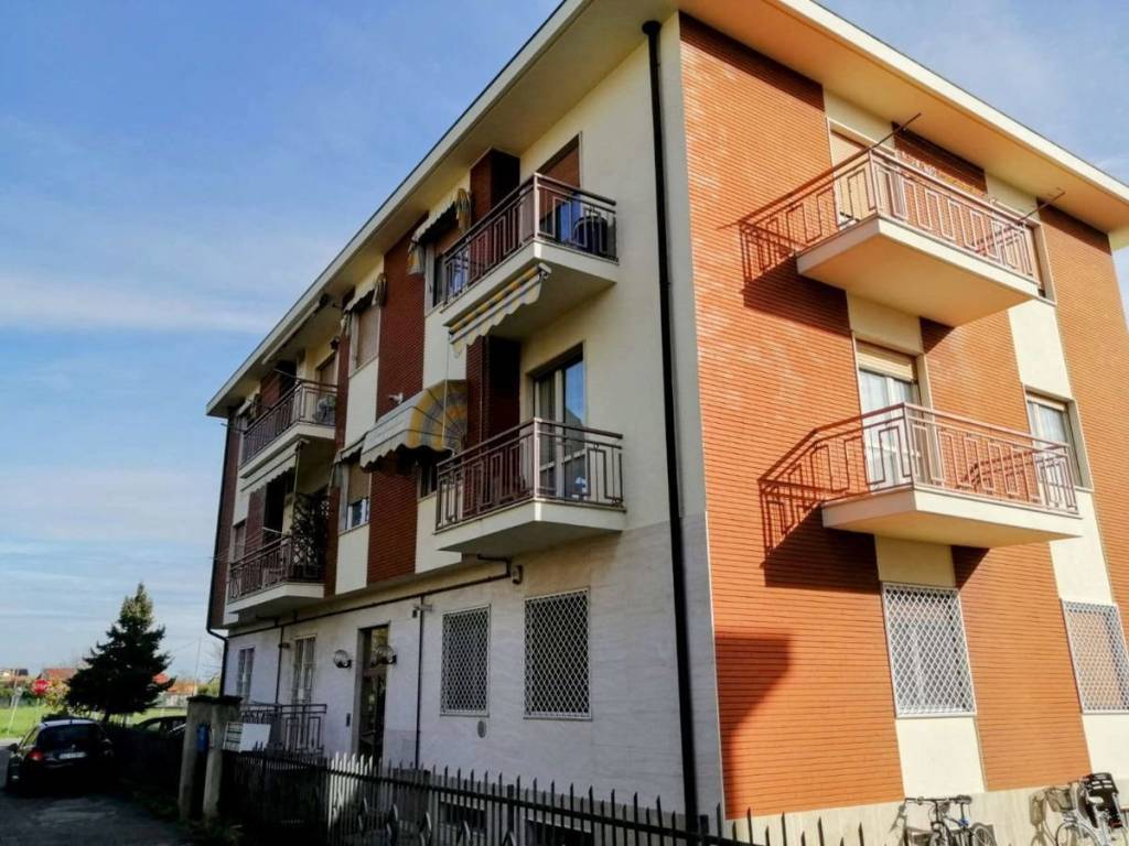 Appartamento in vendita a Rivalta di Torino via Canova