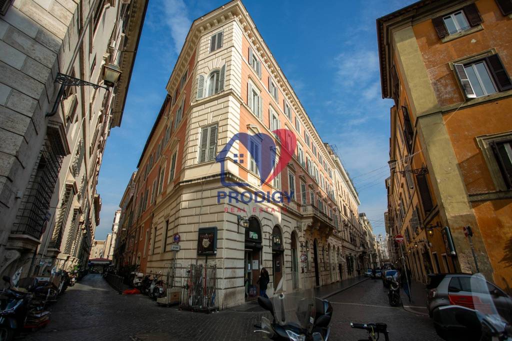 Ufficio in vendita a Roma via della Fontanella di Borghese