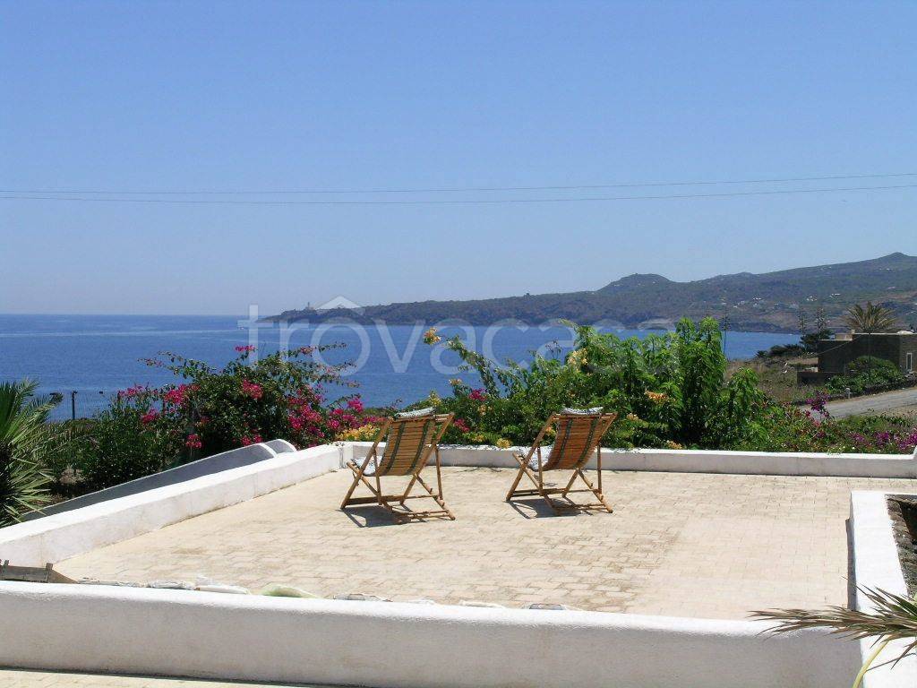 Villa Bifamiliare in in affitto da privato a Pantelleria strada Provinciale Perimetrale di Pantelleria