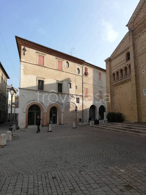 immagine annuncio 1 di 8