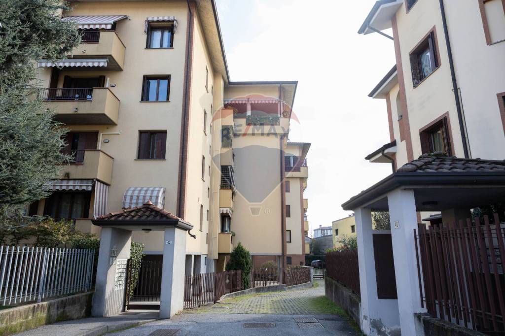 Appartamento in vendita ad Agrate Brianza via Matteotti, 42