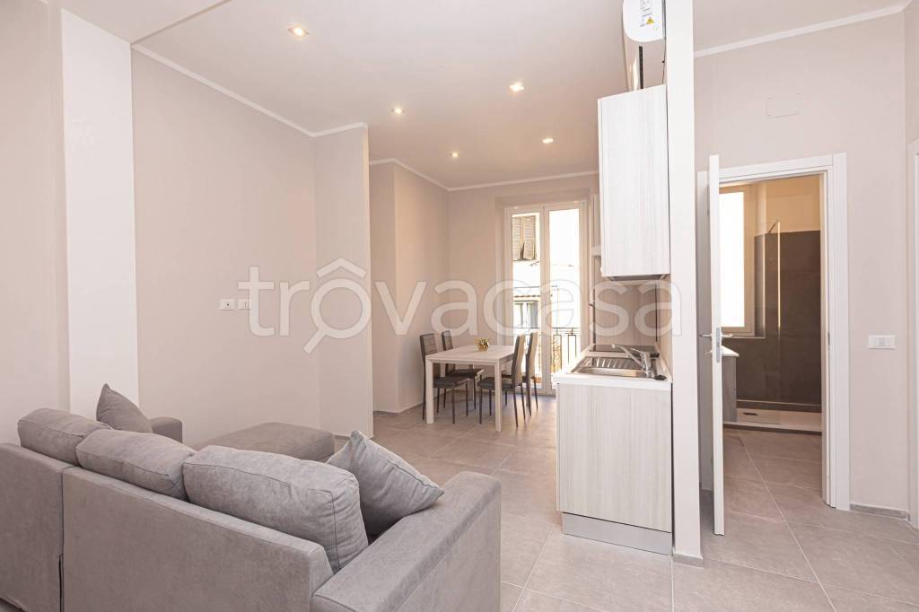 Appartamento in vendita a Genova via Luciano Zamperini, 16