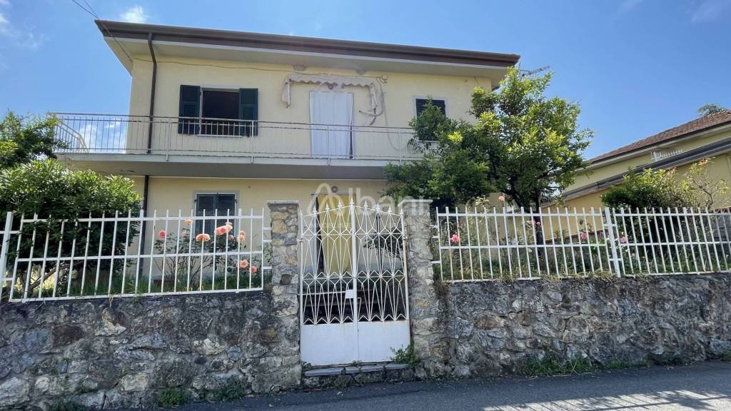 Villa Bifamiliare in vendita ad Arcola