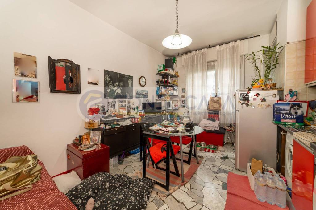 Appartamento in vendita a Milano via Trasimeno, 18