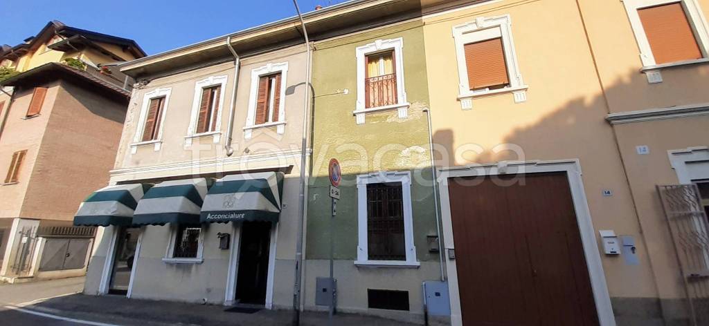 Appartamento in vendita a Busto Arsizio via Amerigo Vespucci, 14