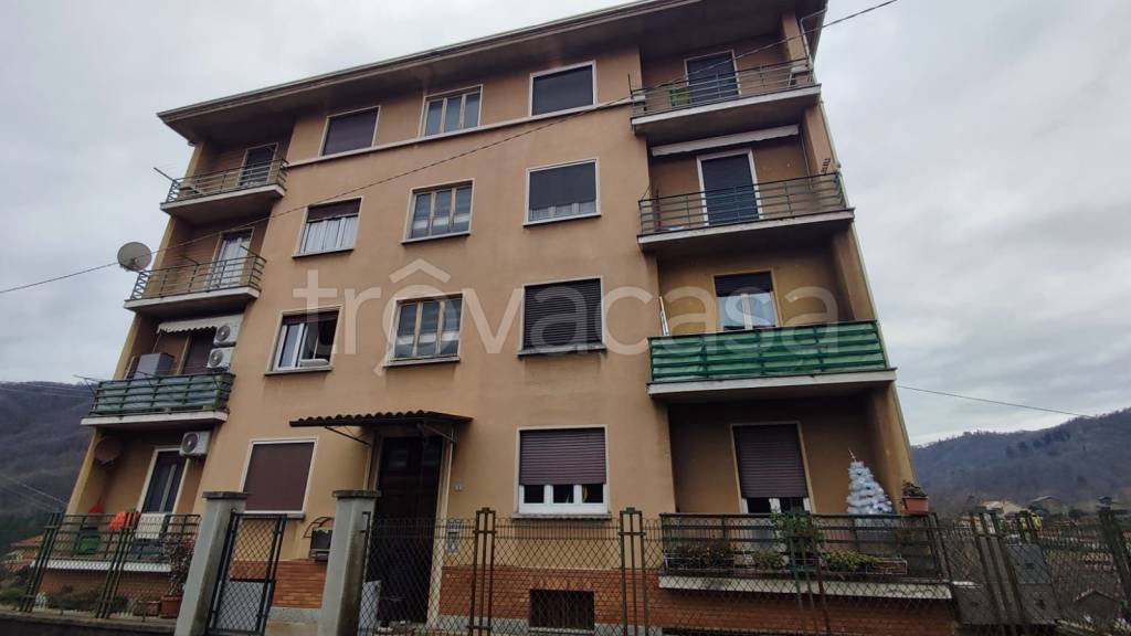 Appartamento in vendita a Valdilana frazione Ormezzano, 2