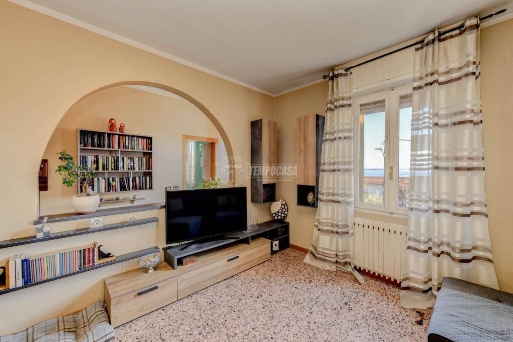Appartamento in vendita a Moniga del Garda via Vittorio Emanuele II 28/a