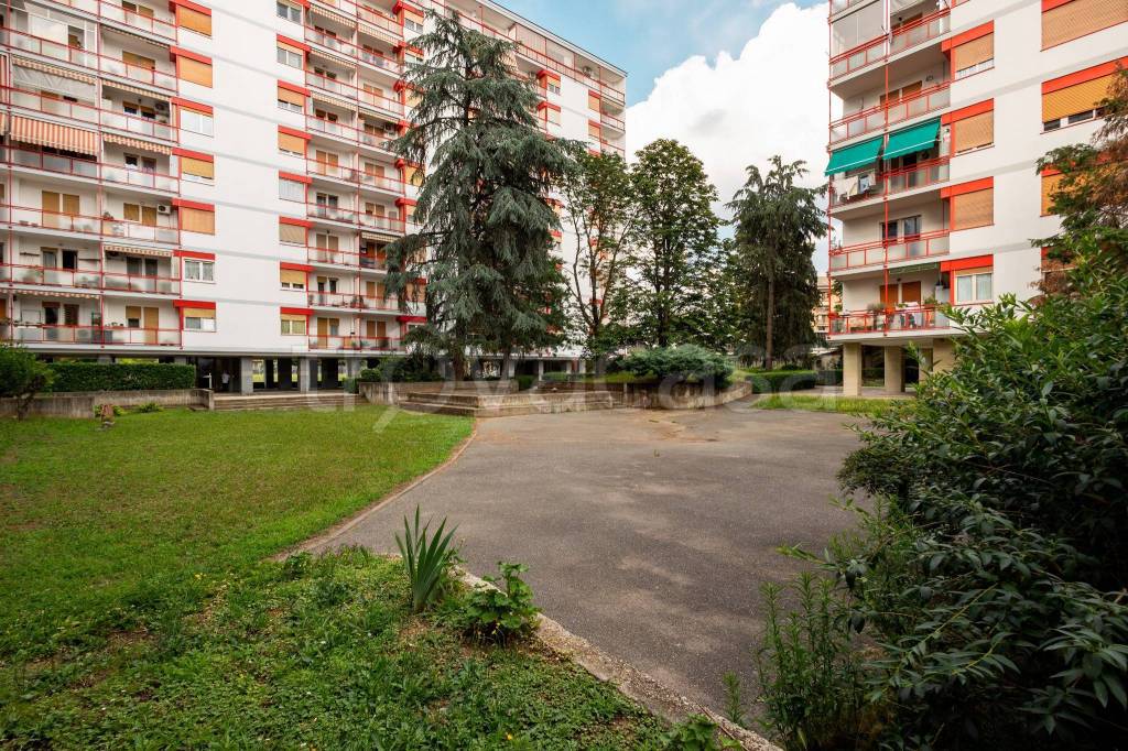 Appartamento in vendita a Grugliasco viale Bruno Radich, 21