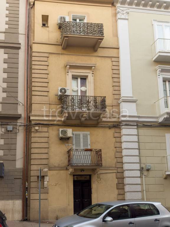 Appartamento in vendita a Taranto via Camillo Benso di Cavour