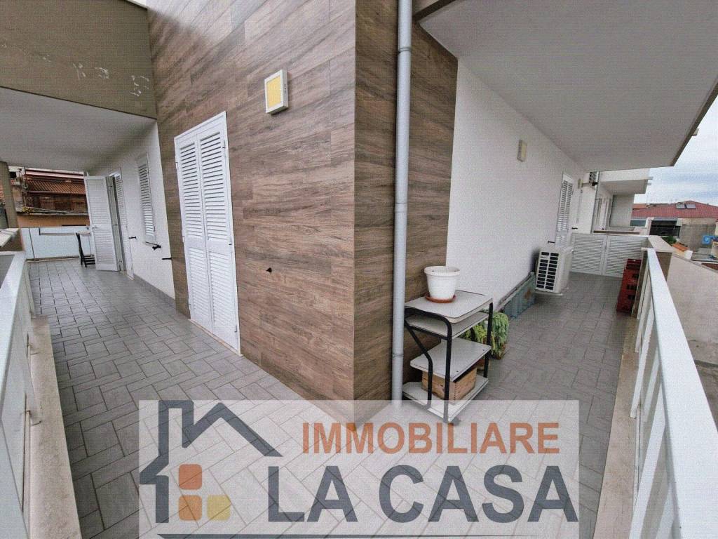 Appartamento in vendita a Lusciano via Giacomo Leopardi