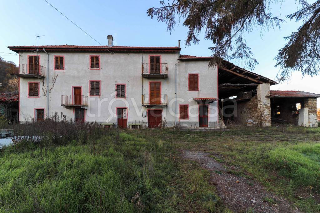 Casa Indipendente in vendita a Melazzo borgata Basso Erro, 6