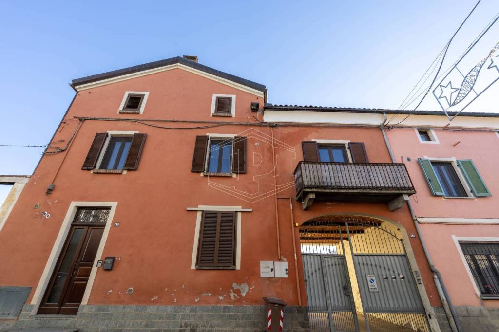 Appartamento in vendita a Riva presso Chieri via Vittorio Veneto, 45