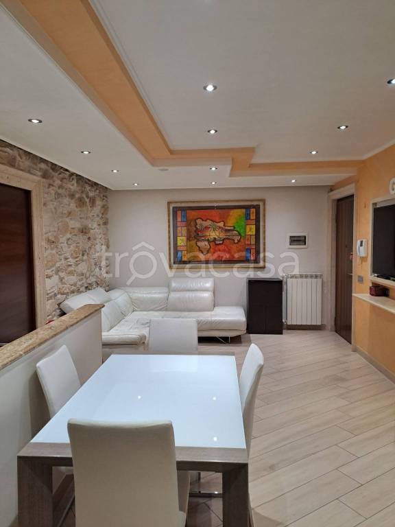 Appartamento in in vendita da privato a Roma via Alessandro Santini